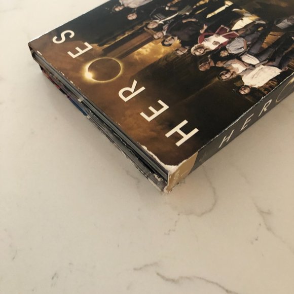 Heroes Season 1 - 7 Disc Set - Picture 2 of 6